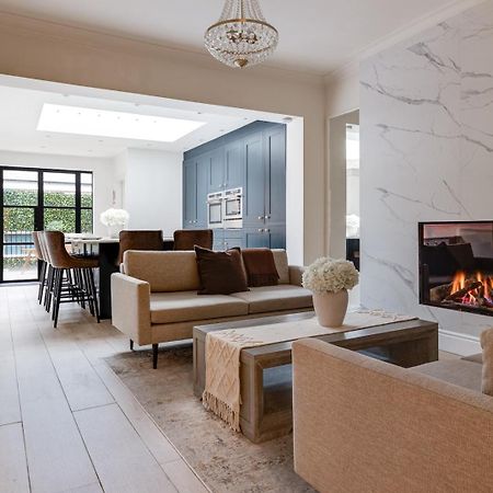 Luxury Georgian Townhouse With Cinema And Parking Villa Chester Ngoại thất bức ảnh
